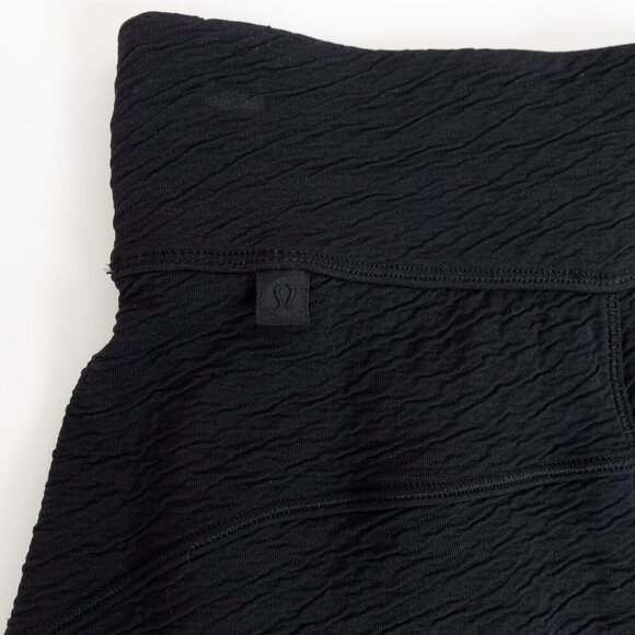 Lululemon Can You Feel The Pleat Crop Capri Pants Wide Leg 21" Black - Picture 10 of 12